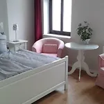 3 Raum Ferienwohnung In Leipzig 2 Km Vom Stadtzentrum Entfernt